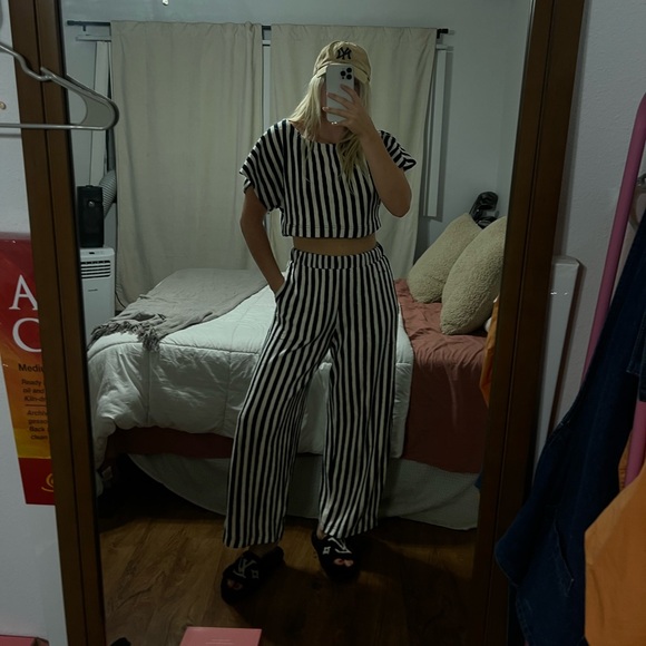 FREE PEOPLE set - Picture 3 of 11